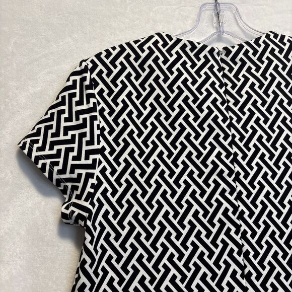 J. McLaughlin Black White Geometric Trapeze Short Sleeve Dress Size XS Pockets - Picture 10 of 16